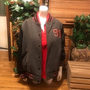 NO BOUNDARIES VARSITY STYLE JACKET  WOMANS  2X (18-20) FAUX LEATHER SLEEVES